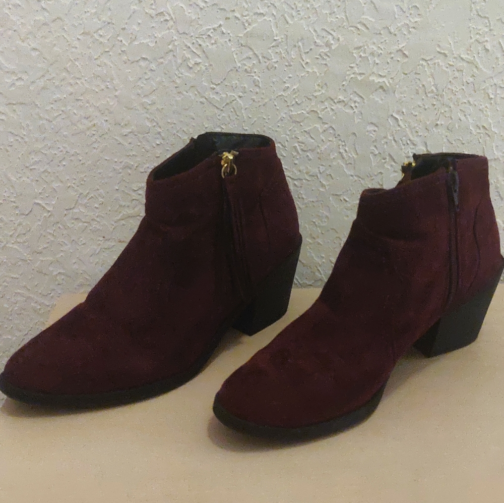 Red Suede Boot Heels - Picture 2 of 3